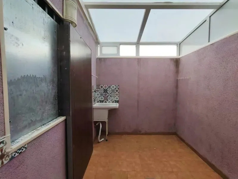 DÚPLEX ADOSADO EN LOS GARRES – 4 DORMITORIOS, TERRAZA Y GARAJE- 0% HONORARIOS PARA EL COMPRADOR